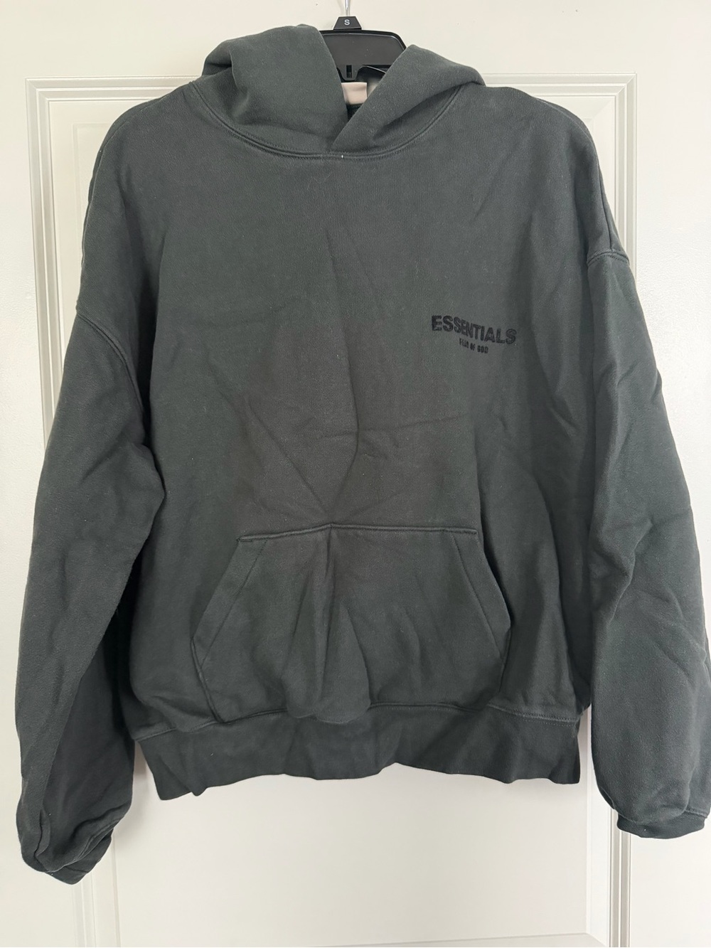 Fear of God ESSENTIALS Men's Charcoal Gray Pullover Hoodie